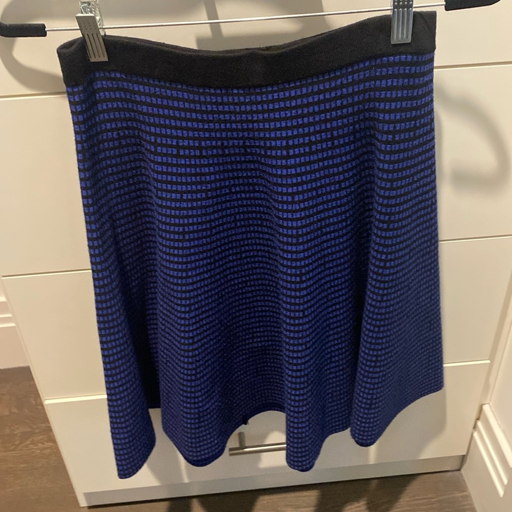 Saks fifth avenue womens a line knit skirt